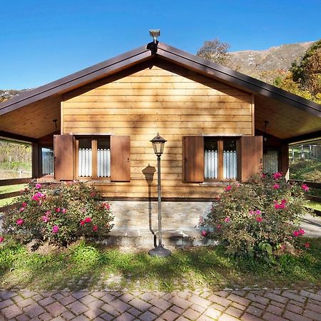 Casa Bucaneve Барцио Екстериор снимка