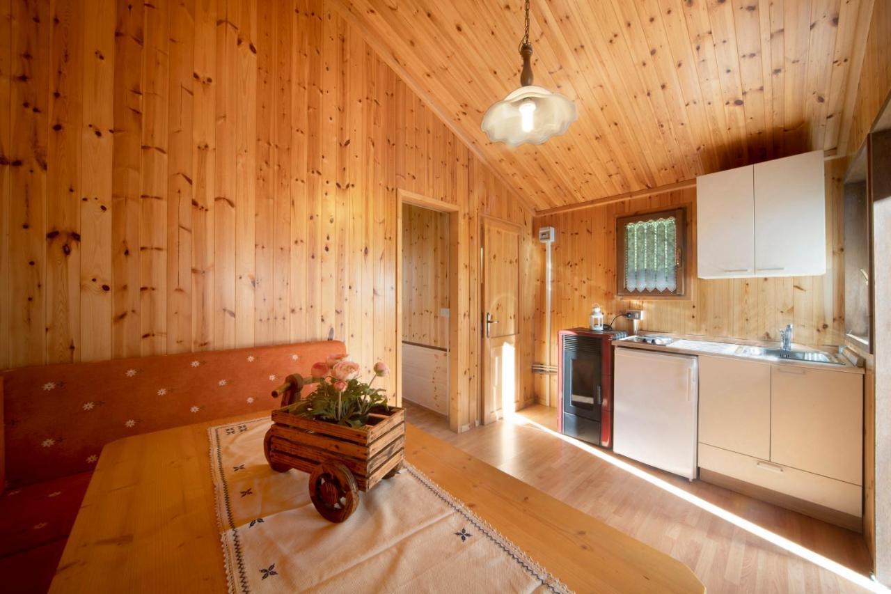 Casa Bucaneve Барцио Екстериор снимка